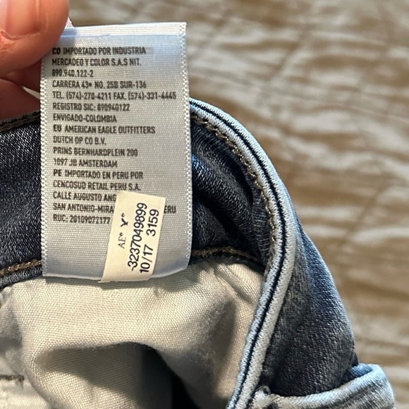 American Eagle High Rise Jegging Size 4 Short Super Stretch Light Wash - Picture 8 of 12